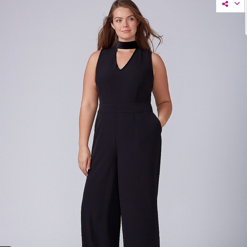 Sheeveless Choker Jumpsuit